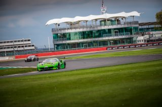 #33 Rinaldi Racing DEU Ferrari 488 GT3 Steve Parrow DEU Christian Hook DEU Manuel Lauck DEU Am Cup, Bronze Test

