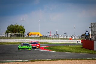#33 Rinaldi Racing DEU Ferrari 488 GT3 Steve Parrow DEU Christian Hook DEU Manuel Lauck DEU Am Cup, Free Practice
