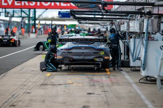 Free Practice Pit Lane
