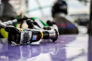 Pit-lane, Pre-Qualifying
