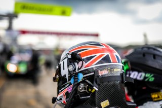 Pit-lane, Pre-Qualifying
