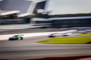 #43 Strakka Racing GBR Mercedes-AMG GT3 Jack Hawksworth GBR Dev Gore USA Lewis Williamson GBR -, Race
