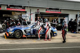 Pit Lane Race

