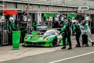 Pit Lane Race
