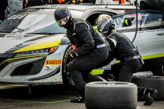 Pit Lane Race
