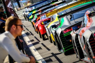Pitlane, Pre-Qualifying
