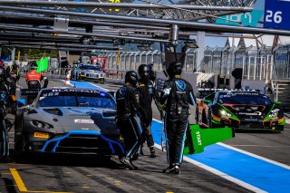 Pitlane, Pre-Qualifying

