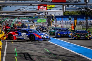Pitlane, Pre-Qualifying
