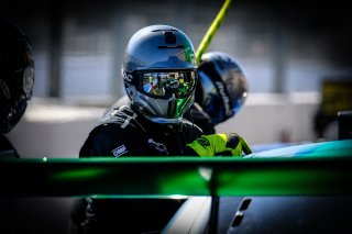 Pitlane, Pre-Qualifying
