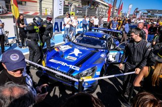 Gridwalk, Race
