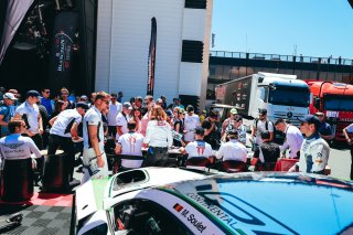 Autograph Session
