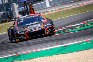 #10 Belgian Audi Club Team WRT BEL Audi R8 LMS GT3 2019 Rik Breukers NLD Oscar Tunjo COL Silver Cup, Free Practice 1
