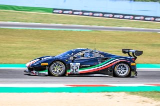 #52 AF Corse ITA Ferrari 488 GT3 Louis Machiels BEL Andrea Bertolini ITA Pro-Am Cup, Free Practice 1

