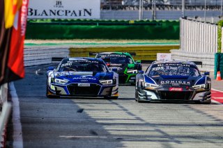 Free Practice 2, Pitlane
