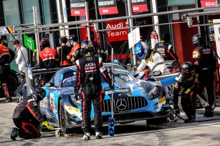 Free Practice 2, Pitlane
