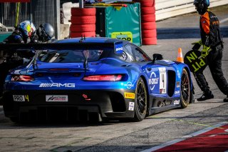 Free Practice 2, Pitlane
