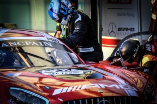 Pitlane, Race 1
