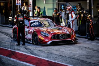 Pitlane, Race 1

