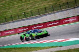 #333 Rinaldi Racing DEU Ferrari 488 GT3 Rinat Salikhov RUS David Perel ZAF Pro-Am Cup, Race 2
