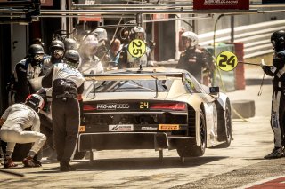 Pitlane, Race 2
