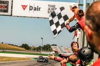 Finish, Race 2
