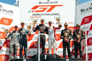 Podium, Race 2
