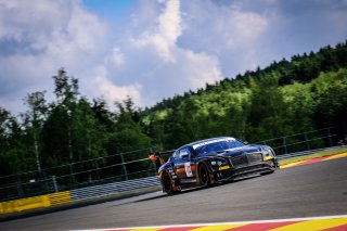 #107 Bentley Team M-Sport **** GBR Bentley Continental GT3, Track
