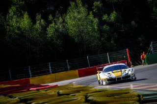 #227 HubAuto Corsa **** TWN Ferrari 488 GT3, Track
