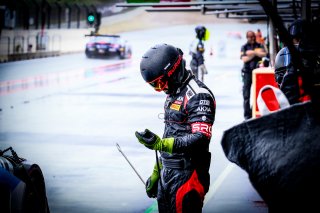Free Practice 1, Pitlane
