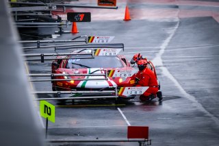 Free Practice 1, Pitlane
