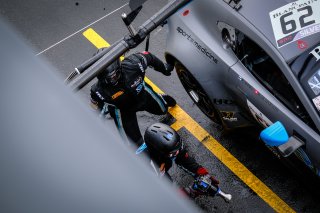 Free Practice 1, Pitlane

