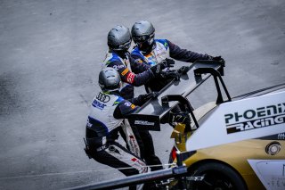 Free Practice 1, Pitlane
