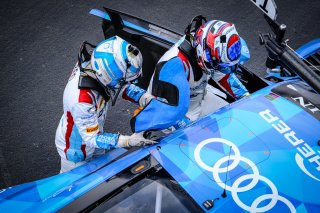 Free Practice 1, Pitlane
