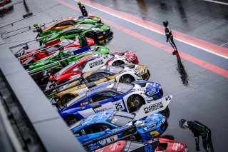 Free Practice 2, Pitlane
