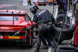 Pitlane, Race 1
