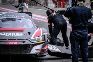 Pitlane, Race 2
