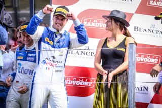 Podium, Race 2
