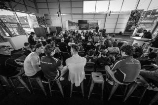 Drivers Briefing
