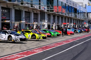Free Practice 2, Pitlane
