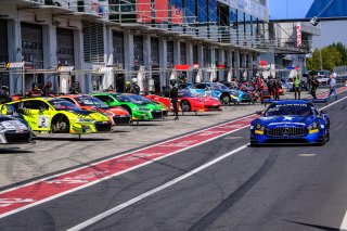Free Practice 2, Pitlane
