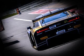 Free Practice 2, Pitlane
