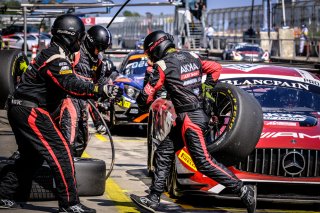 Free Practice 2, Pitlane

