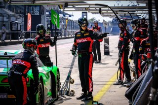 Free Practice 2, Pitlane
