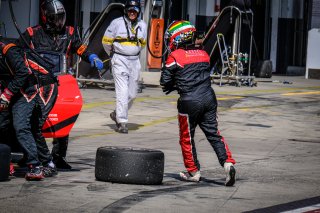 Pitlane, Race 1
