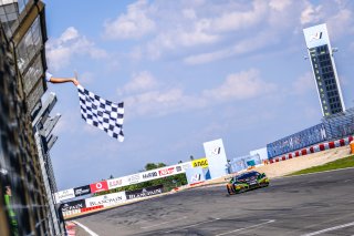 Finish, Race 1
