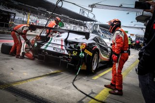 Pitlane, Race 2

