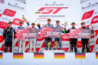 Podium, Race 2

