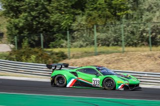 #333 Rinaldi Racing DEU Ferrari 488 GT3 Rinat Salikhov RUS David Perel ZAF Pro-Am Cup, Free Practice 1
