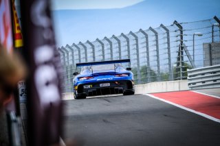 Free Practice 2, Pitlane
