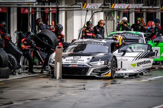 Pitlane, Race 1

